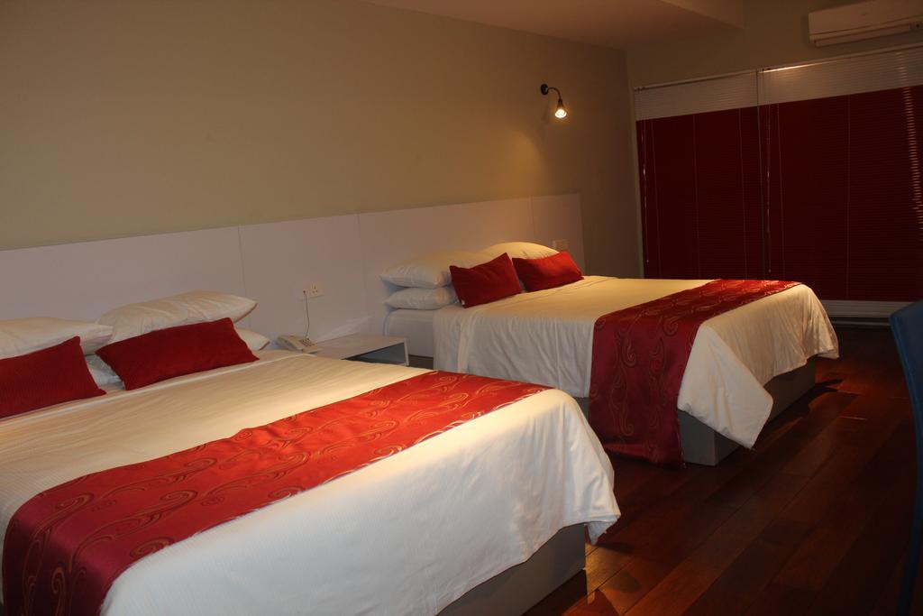 Easyrest Hotel Петалинг Джая Стая снимка